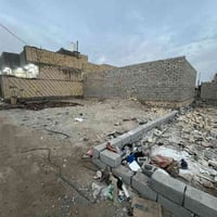 البيع قطعه مساحه ١٠٤ بكانه حي جامعه صخين وره نزلت ابو كميل ٠٧٨١٩١١٩٧٥٤