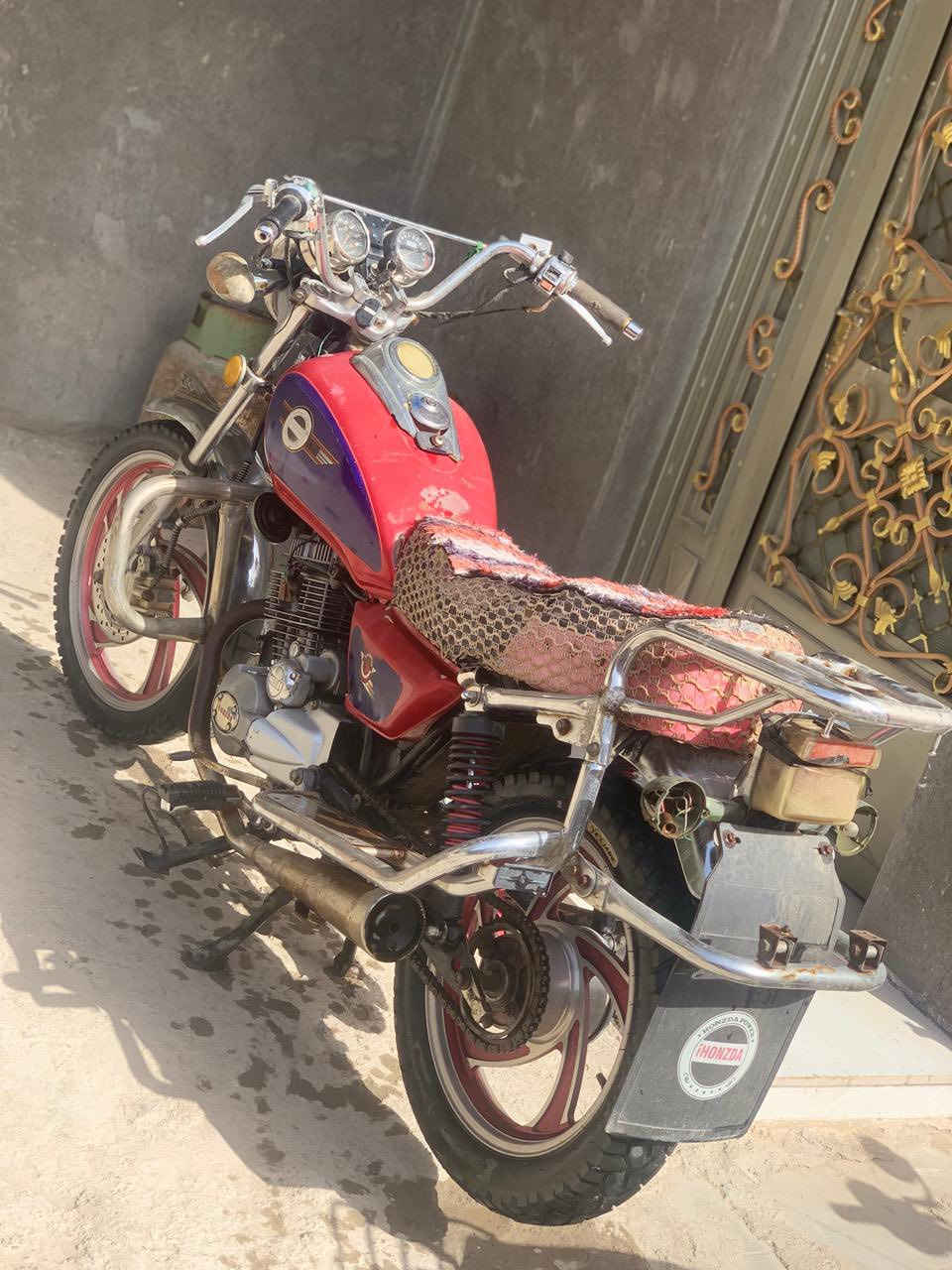 سلام عليكم جونده مديل 15 اوراق اصولي مكفوله  سعر 400وبيهً مجال مكاني حله مسيب ***********
