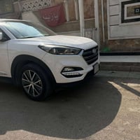 توسان خليجي مواصفات نص فول  ماشيه 150 الف  بيها فقط طخه بالجنطه وضربه ...