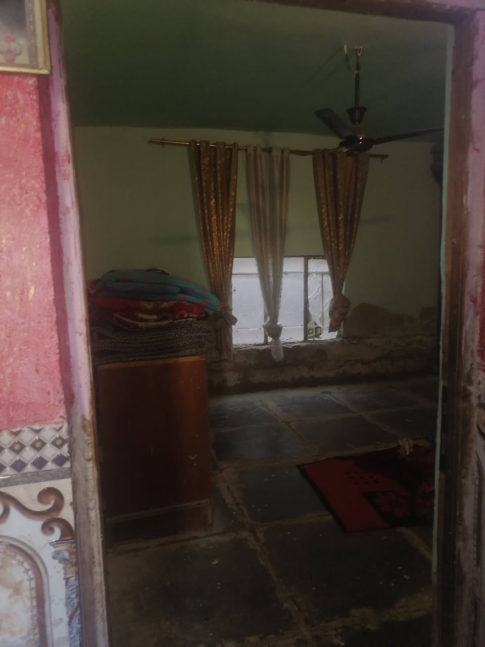 يالله سلام عليكم عرظ بيت اللبيع الرشاد زراعي واقع حال المساحه 200قرب مطعم جوري السعر 37وبي مجال الاستفسار *********** واتساب
