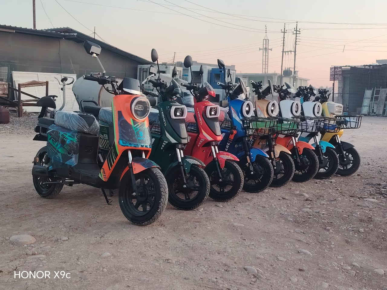 الـسلام عـلـيكم

تم وصــول مـاطورات شـحـن
جـديـد 
x900
R7
R9
R11

الـعـنوان.الـقـيارة قـريـة اچـحـله

رقم الهاتف .***********
