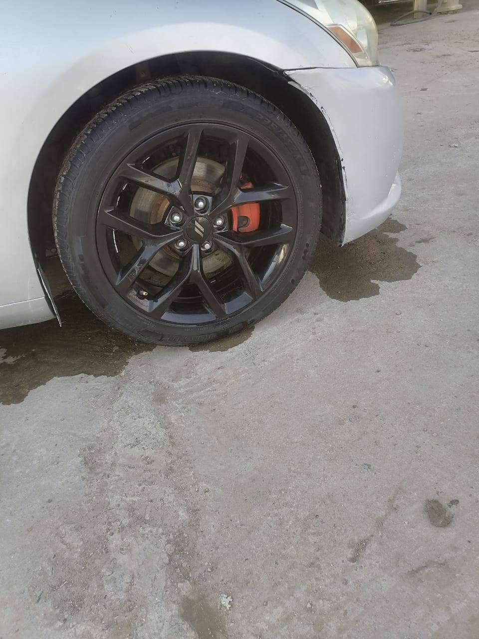 سلام عليكم انفنتي موديل 2013 كير ومحرك جدد هزه ورقم جدد دولي بسمي تحويل مباشر امبدل بيها ضفاير وعقول السعر 75 ورقه مكاني بغداد للاتصال ***********
