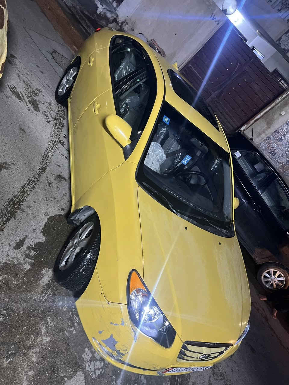 السلام عليكم 
النترا وارد امريكي 
حادثها كلش بسيط باب ونفسه معمر بدون داخل شاصي لغد كفاله من اي داخل 
ليبل واحد بدون تبديل 
موديل 2009 
محرك 2000 دوش 
السياره فول مواصفات 
رقم بغداد باسمي شخصيٱ
هيئه وغرامات مصفرها 
السعر 88 $ 
للاستفسار ***********
مكاني بغداد حي الجهاد
