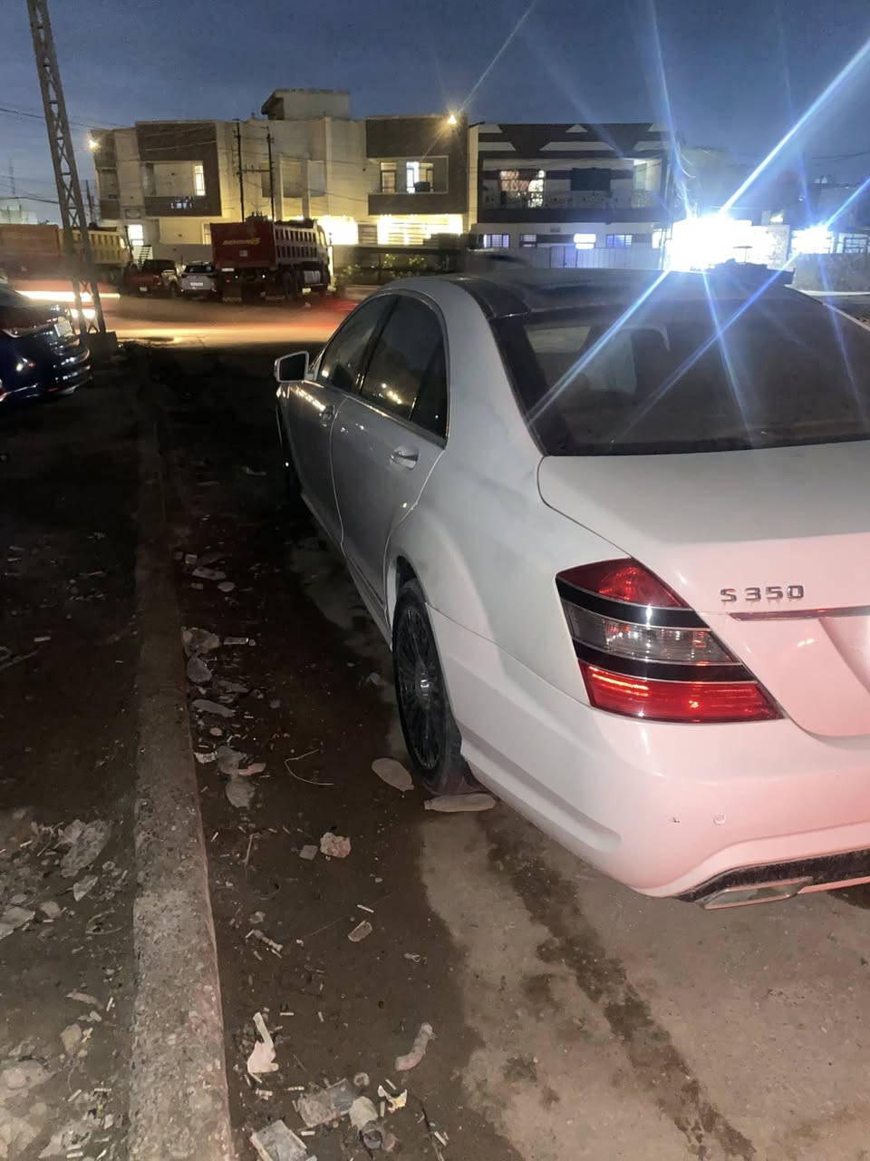 مرسيدس اس كلاس
٢٠٠٦ محدثه ١٣
السياره فول الفول 
بنراما كراسي كهرباء
لدات امامي لكزز
تخم تاير + صدر انامي خلفي 
حساس امامي او خلفي 
السياره بي ايفي يعني شكد ما احجي 
اعجز السياره مصبوغه حزام جماليه 
وبيها ضربه خلفي خفيفه
مكانه بغداد السيديه 
السعر ١٣٥ وبيها مجال
الرقم ***********
