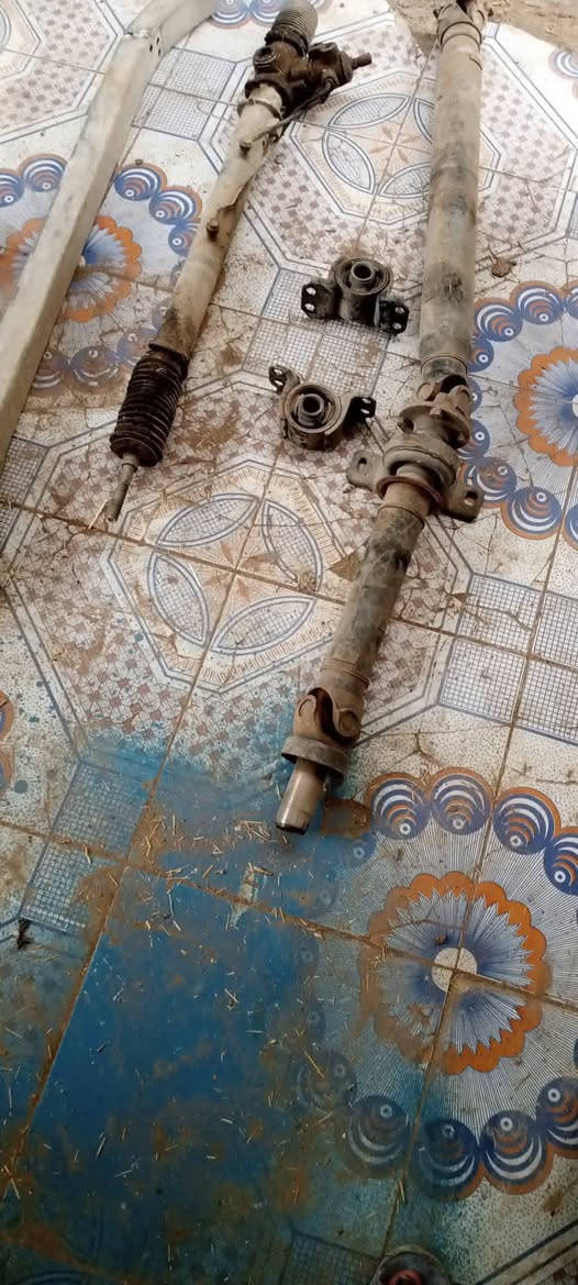 غراض مارك نفخ للبيع بنيد وجاملغ ومشط وگاردن ومراية وسجج دعامية أمامية العنوان القرنة  الاتصال ***********
