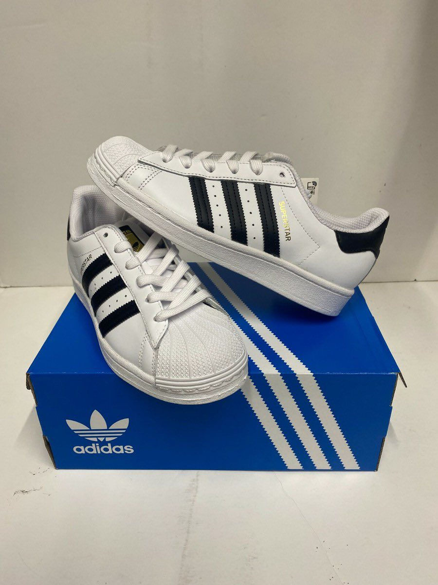 ترانشوز رجالي ماركة اديداس اصلي باركود 🌸
قياس 43

السعر 25 🤍


**إذا كنت صاحب هذا الإعلان وتريد حذفه لأي سبب، رجاءا أرسل رسالة إلى الدعم الفني**