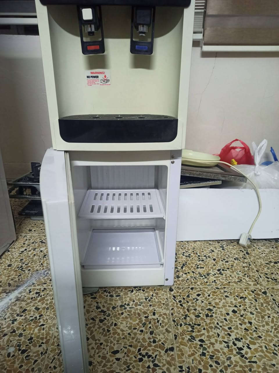 براد ماي للبيع نظافه فول فقط ماطور مصلح شغاله حار وبارد وفريز السعر 40 بي مجال قليل


**إذا كنت صاحب هذا الإعلان وتريد حذفه لأي سبب، رجاءا أرسل رسالة إلى الدعم الفني**