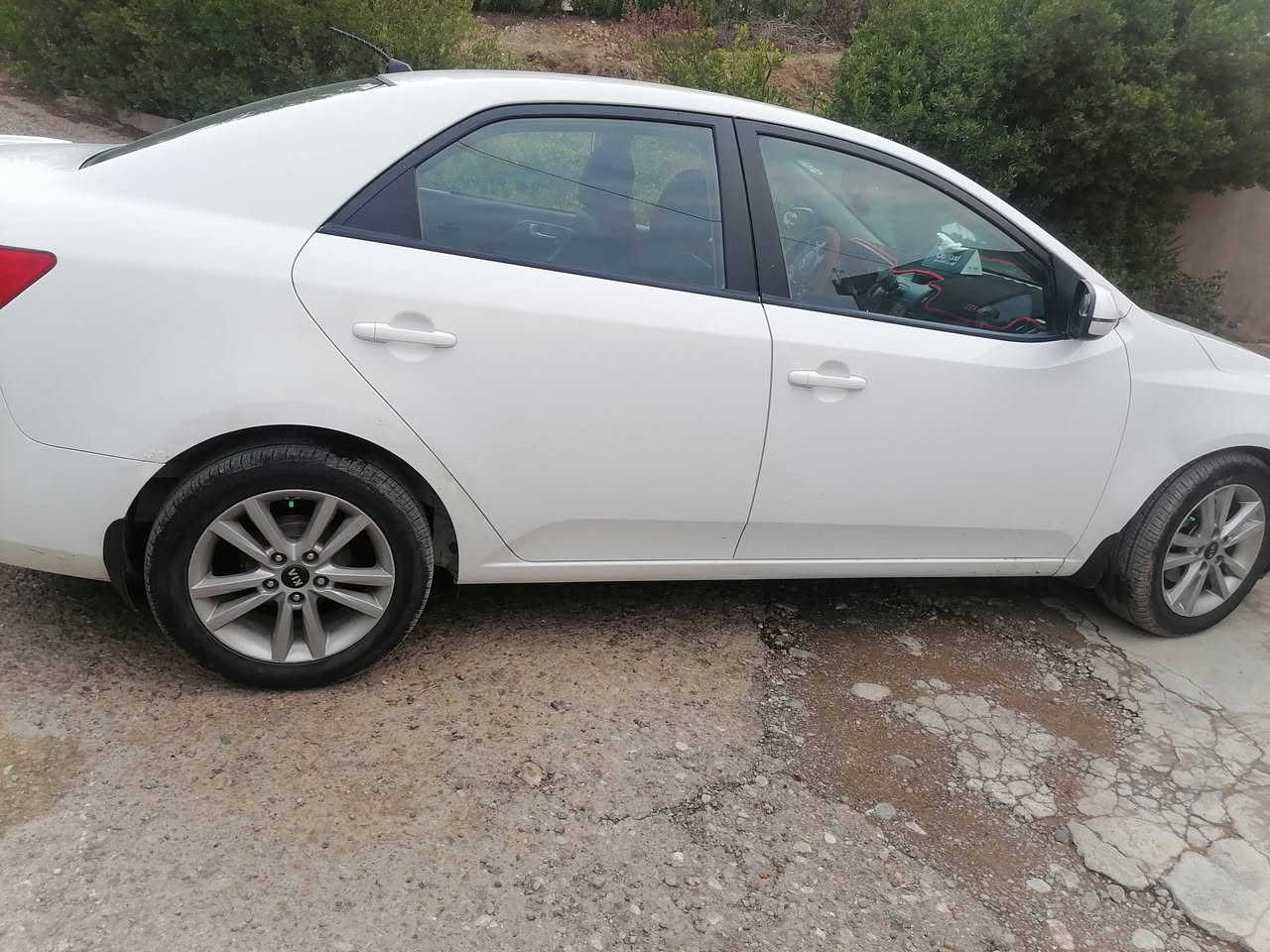 كيا سيراتو 2012 بدون صبغ سعر ١٠٧ رقم موبايل ***********
