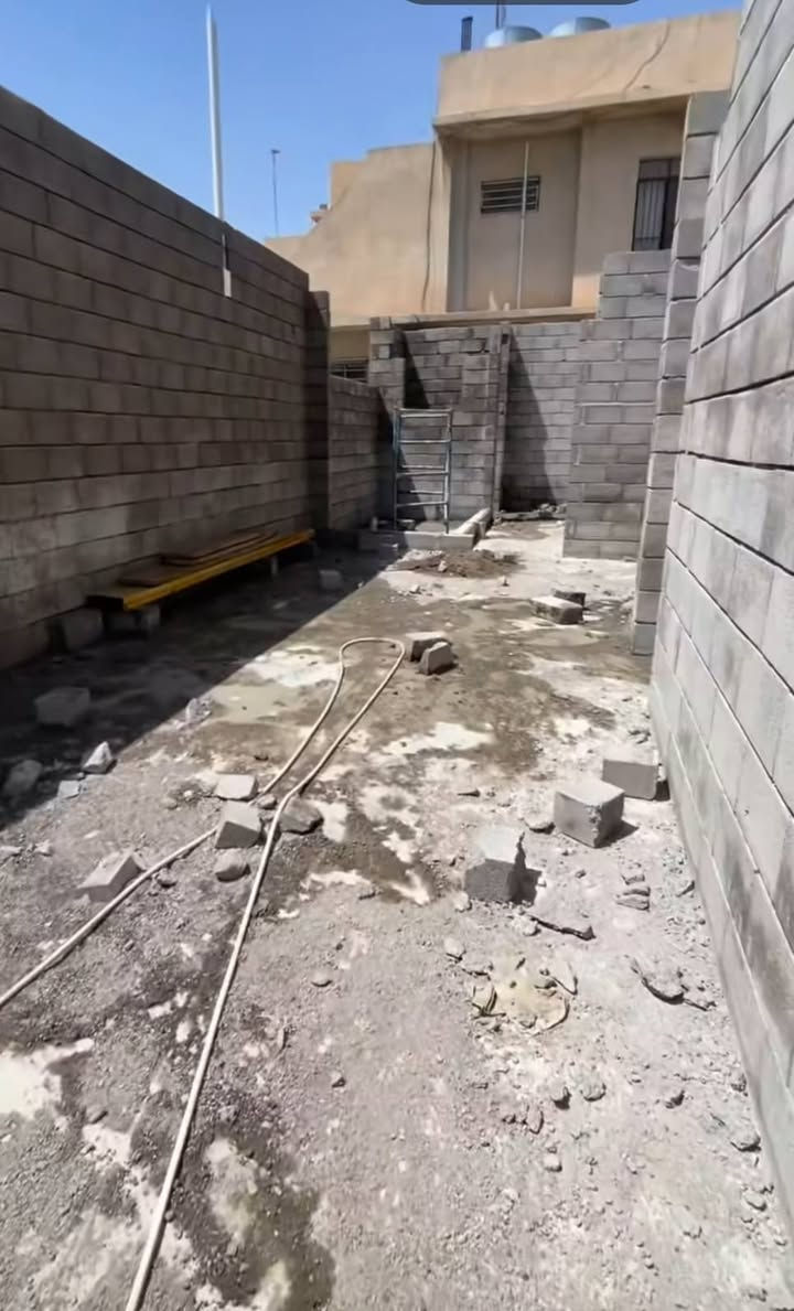 سلام عليكم 
خلفه بلوك متفرغ اشتغل كباله و بل يوميه شغل درجه اوله 
ولبخ جص وسمت ***********
