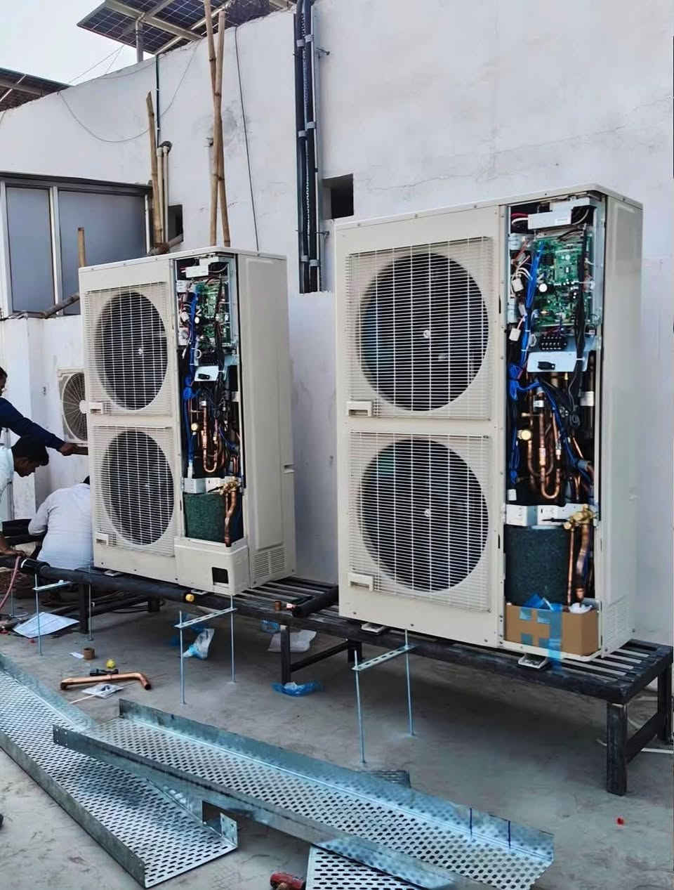 خدمات تبريدكم متنقلة في بغداد
نصب سبالت ❄️ صيانة ❄️ تجهيز ❄️ إدامة 
تركيب السبالت وصيانتها وأدامتها
ضمن أعمال ورشتنا هذا الاسبوع
✅ كادرنا فني ممتاز ويتميز بالسرعة في الانجاز
✅ ضمان في العمل والصيانة موسم كامل
✅ تجهيز كافة أنواع السبالت من الشركات وبخصومات وتوصيل مجاني
✅ مستعدين لتجهيز وتركيب جميع انواع السبالت والماركات وصيانتها وأدامتها وتجهيز المجمعات والبنايات
للاستفسار الاتصال او المراسلة 📞
***********
يوجد واتساب
