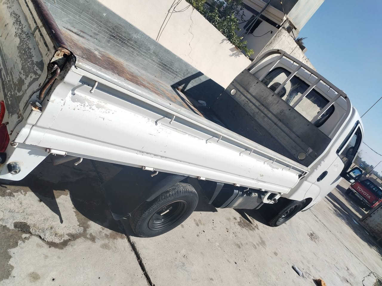 سلام عليكم كيه حمل البيع موديل 2012 محرك مكفول شاصي مكفول صبغ مكفول كفاله عامه سيارة جديده مشروع وطني تريت وكالة تريت تحويل رقم الهاتف *********** أثير استفسار *********** اسيا
