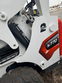 بوبكات s770 • Bobcat s770 • معدة بوبكات • بوبكات 2024 • بوبكات مع منشا...