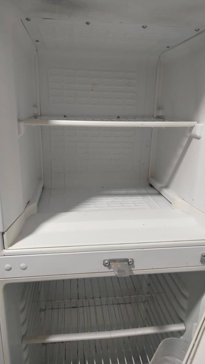 ثلاجه للبيع نضيفه مابيه شي منطقة بغداد


**إذا كنت صاحب هذا الإعلان وتريد حذفه لأي سبب، رجاءا أرسل رسالة إلى الدعم الفني**