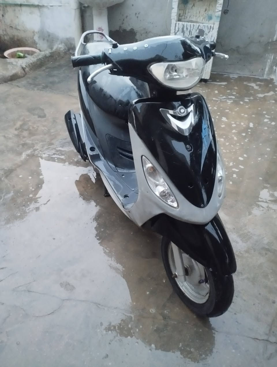 دراجه للبيع قجمه دراجه قراضها كلها بلاد دراجه شاير لايتاتت سلف كله شقال  دراجه بلاد مفتوحه بس ولفات 
السعر 600وبيها مجال رقمي *********** المكان بصره زبير دراجه خرسه وعلي والشراي بيه خير ويدلل
