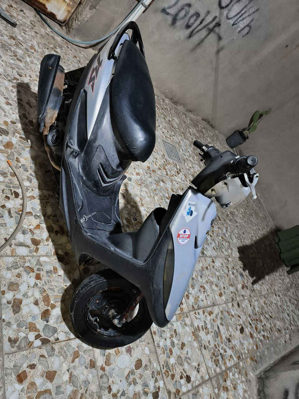 السماوه 
اسلام عليكم دراجه ماكس عدله للبيع شرط ما مفتوح السعر 650وبيه مجال


**إذا كنت صاحب هذا الإعلان وتريد حذفه لأي سبب، رجاءا أرسل رسالة إلى الدعم الفني**