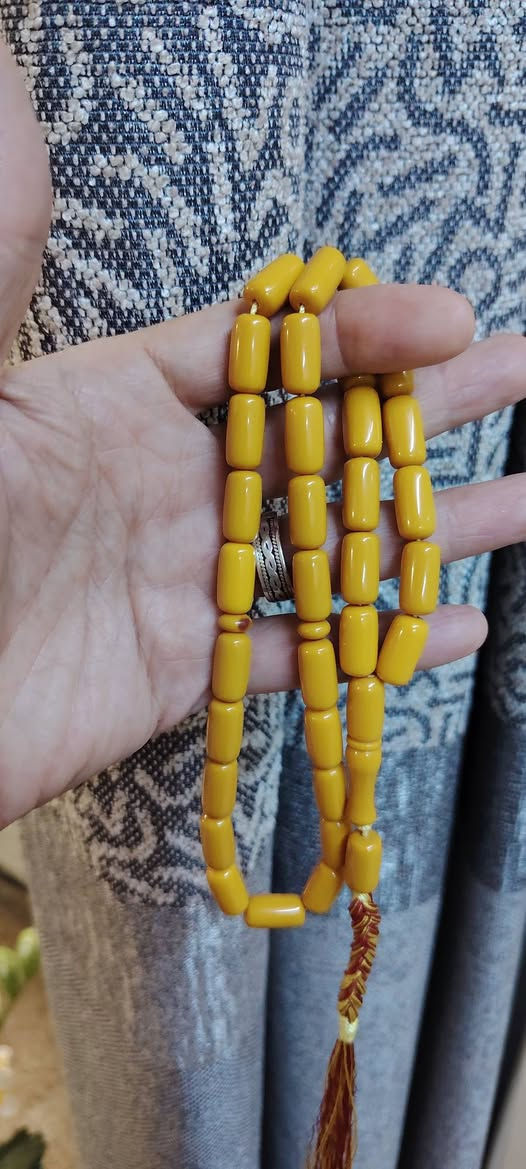 سندلوس تركيه وسطيه لون اصفر  شامه دم تغلف بمرور الوقت  حجمها ١٦  * ٨  ملم  ((  سعرها ٢٠ الف عراقي مع التوصيل من الاخير  ))  اخوان السبحه بعد اجمل من الصور


**إذا كنت صاحب هذا الإعلان وتريد حذفه لأي سبب، رجاءا أرسل رسالة إلى الدعم الفني**