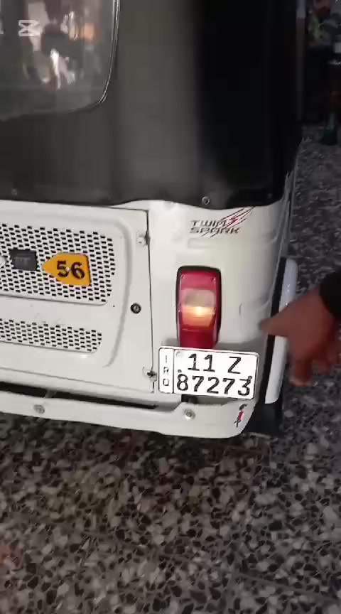 موديل21شهر11مكينه امبدل زنجيل
بيها ضربه يم الباب اليسره ومعمره ومصبوغه راجعه كفاله وبيها صبغ بلكصه رقم وسنويه انكليزي تحويل اشوكت متريد سعرها7100وبيها مجال مكاني بغداد ابو اغريب بلحصوه 
***********واتساب
***********اتصال
