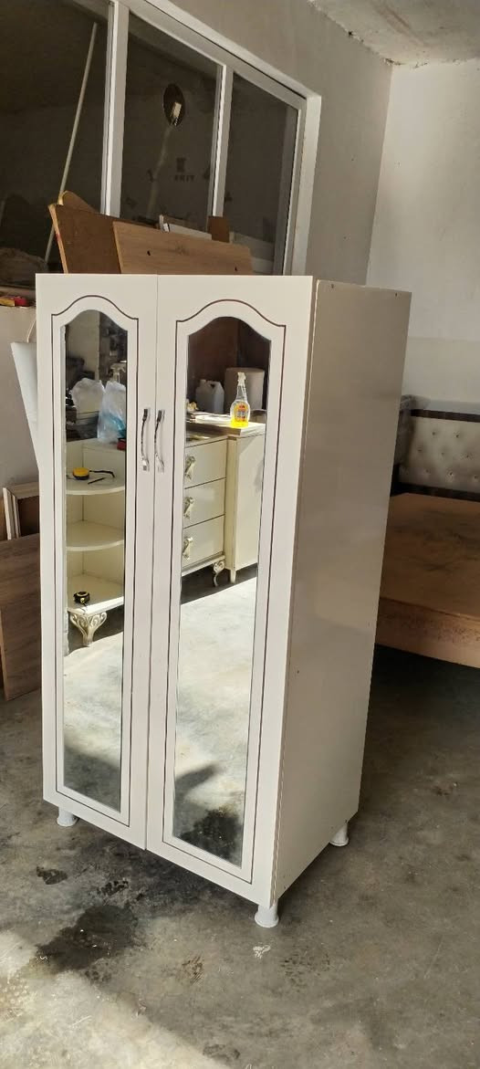 ام دۆلابە تازەو پاک نرخی کۆتای بێ محامەلە قفڵی 85
تکایا بۆ محامەلە تل مەکە .حاجیاوا.***********
قیاسی بەرزی 165 پانی 80
