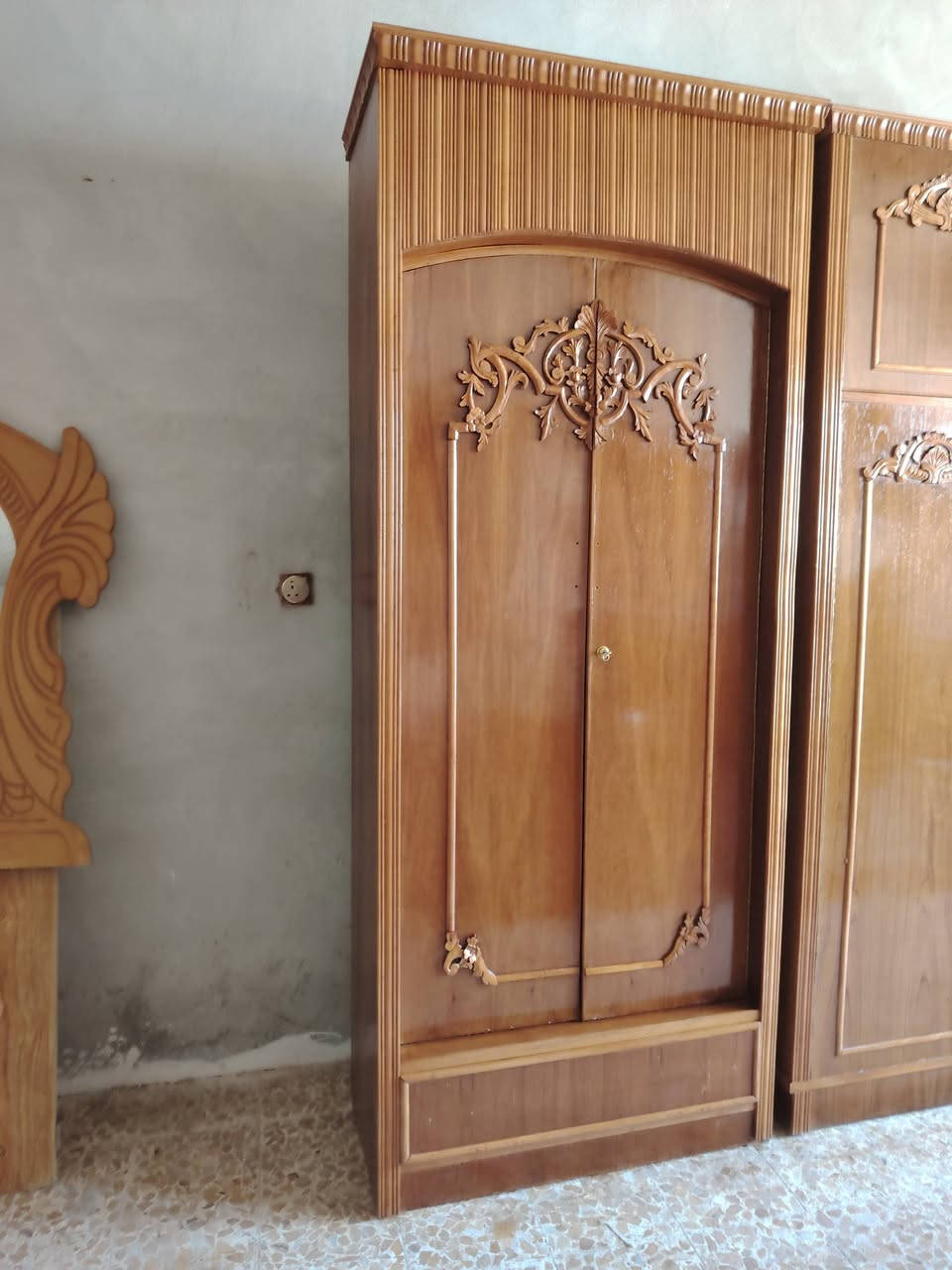 غرفه لبيع فصال سعر٨٠٠الف بيامجال ***********

