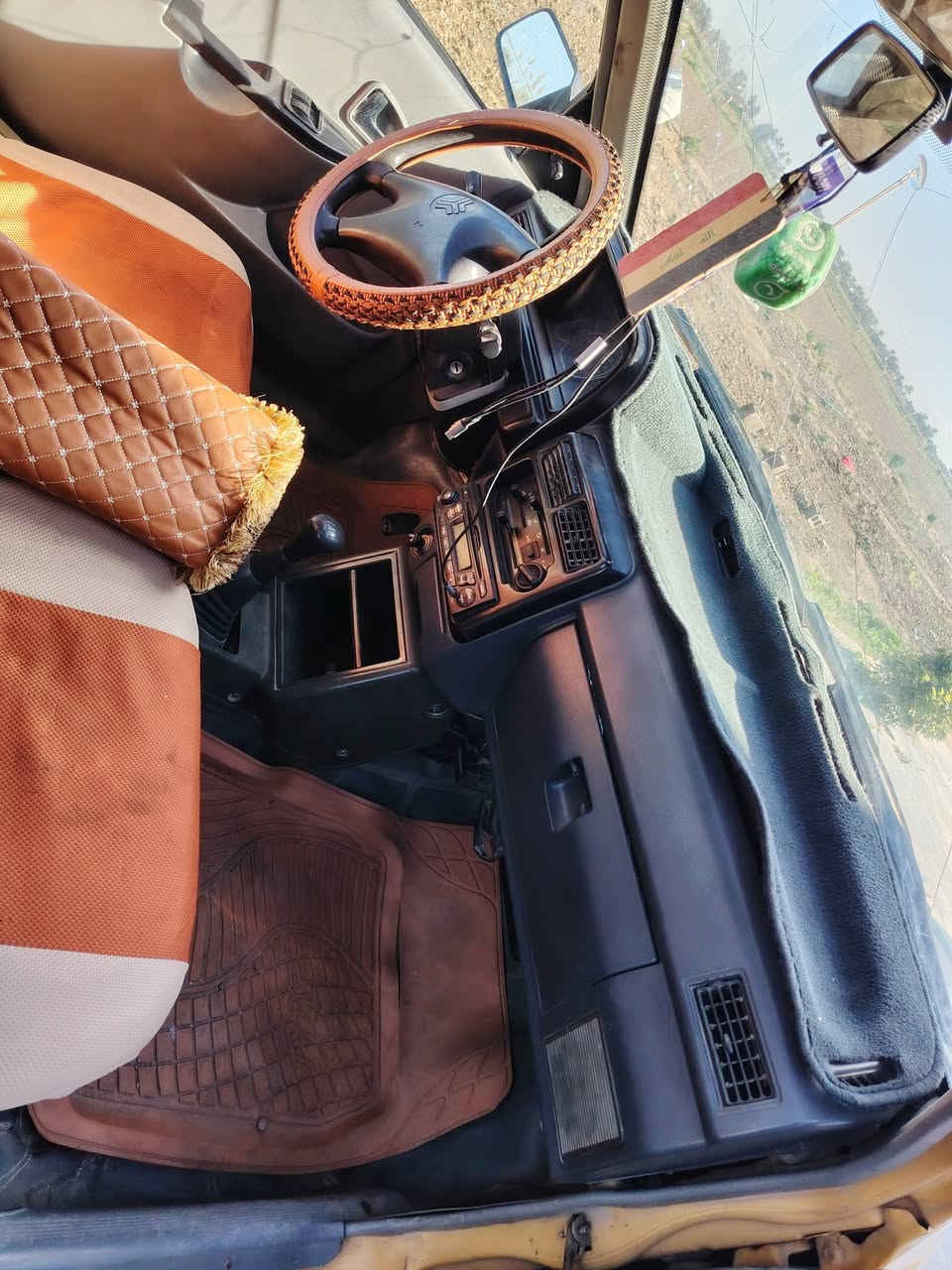 سلام عليكم سايبه موديل ٢٠٠٩
رقم بغداد بسمي تحويل ثاي يوم جاهزه تخم تاير صدر دوشمه كهربائيات كلها شغاله السعر ٢٢ وبيها مجال مكانها بغداد ابو غريب *********** / ***********
