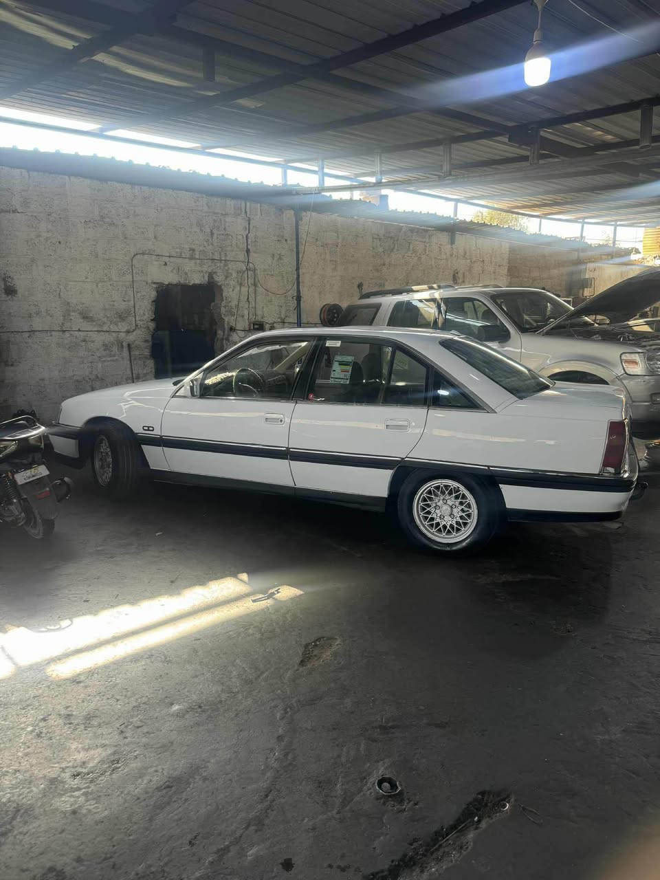 اميگا موديل ١٩٩١سلايت  سبوغ عام سياره نضيف مابيه خياس رقم اربيل سنويه جديد لحد ٢٠٢٧ سياره بسمي  شرت گير و محرك جديد لا بي بوخار لا بي صوت  سعره ٤٣. بي مجال قليل *********** كركوك, العراق
