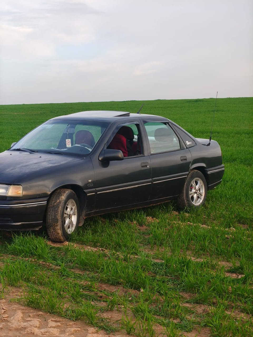 السلام عليكم اوبل فكتر حجم 18 كير محرك شرط 
سنويه عضم رقم جديد السعر 43 بي مجال *********** موصل شلالات
