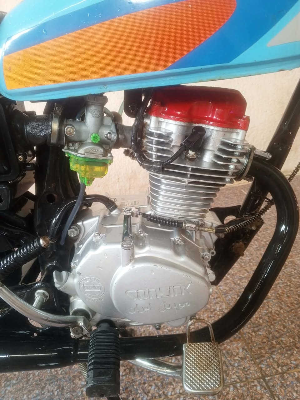 يا الله سلام عليكم مكلف بل نشر رياضي للبيع اوراق موديل 24تايكر ختم شلعه ومعدل خير من الله دراجه ما عوزهة شي رقم صاحب دراجه ***********
حسن سمكه
