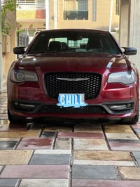 كرايسلر ٣٠٠ • ٢٠١٩ • ماشي ٧٢ الف ميل