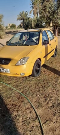 سياره طيبه موديل 16 سياره نضيفه ومابيها ضربه مصفره هيئه او غرامات مالك...