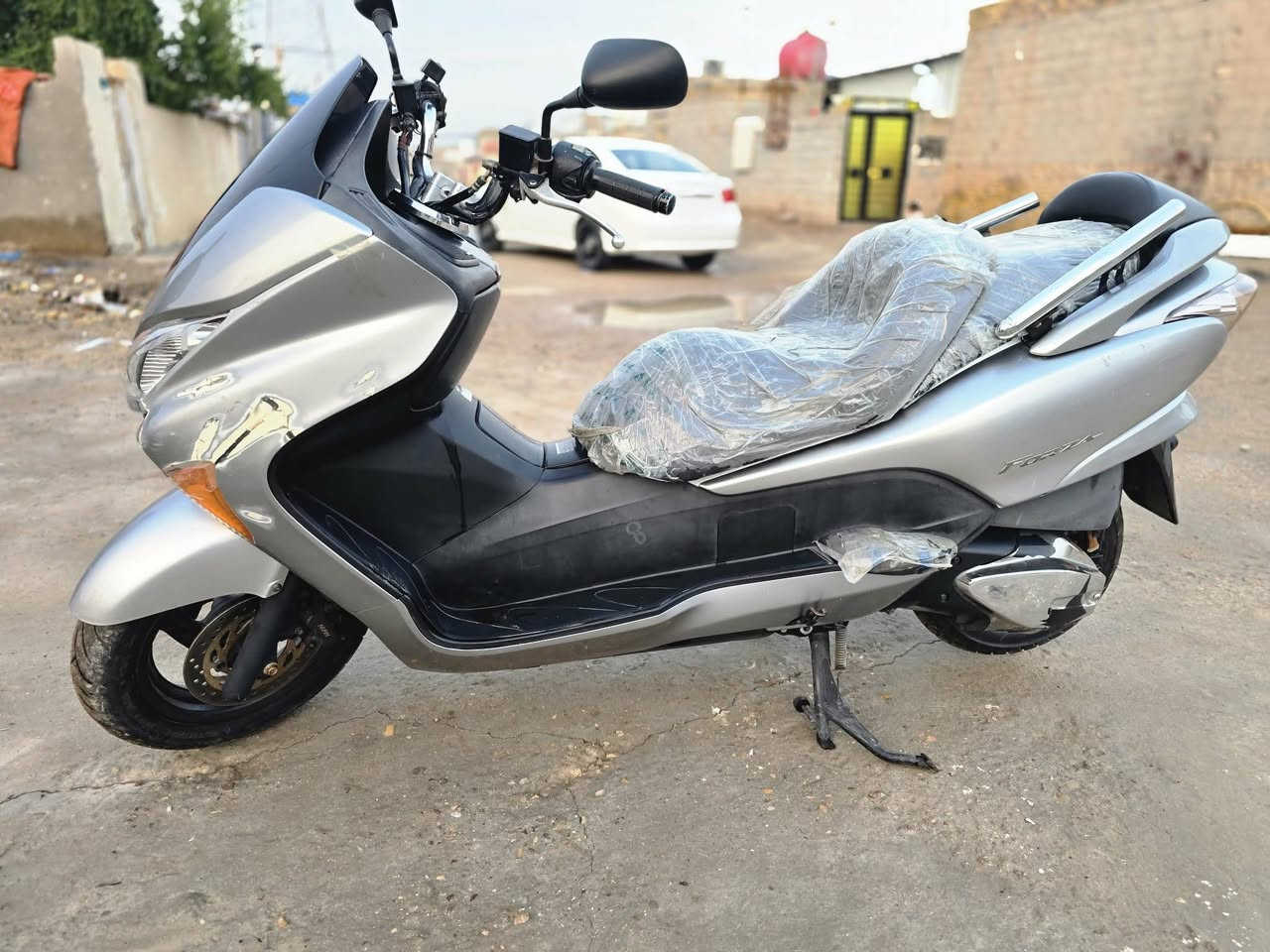 دراجه 09 كرستال فول مواصفات مكفوله من كلشي ما مفتوحه ابد سعر مليون و200 رقمي ***********
