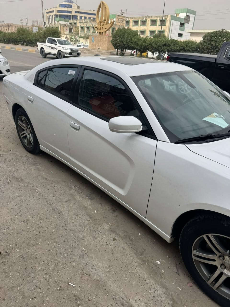 جاجر 2012 معلايه 2014 
السياره وارد كندي كلين بدون حادث بل عراق صاير بيه طخات بل جاملغات الكدام وجاملغ الوره بدون صبغ السياره بيه بس شوي كدام لبنيد رقم ذيقار راعيه بل تنومه مداور ثاني يوم سنويه ل2027 كير عصا وبيه فتحه السياره بدون حادث بدون صبغ 
***********
