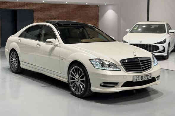 مارسیدس بێنز 2012 مواسەفات S350 
فول مواسەفات دەرگا لارج
سەیارەکە بێ بۆیاخە 
هەموو گیانی بەشەرت 
کوشن کارەبای 
کوشن سارد و گەرم 
ئۆتۆ پارک 
سەلاجە 
دەرگا بەسمە 
سندوق شەفت 
بەسمە شەغال 
حساس پێش و پشتی 
کوشن خەزن
5 پەردە 
پانۆراما 
ویل کەپ 
زۆر مواسەفاتی تر 
کامل سێرڤسی بۆ کراوە 
هیچ مەسرەفێکی تێدا نییە 
ڕەقەم و سەنەوی تازەیە 
تحویل و غەرامە بەشەرت 

سعر: لە کۆمێنت داوای بکە ڕاستەوخۆ بۆت دێت 🤖 

گێر و مەکینەی بەشەرت 
هیچ کێشەیەکی تێدا نییە 

ژمارەی مۆبایل 
***********
 وەتسئاپ

