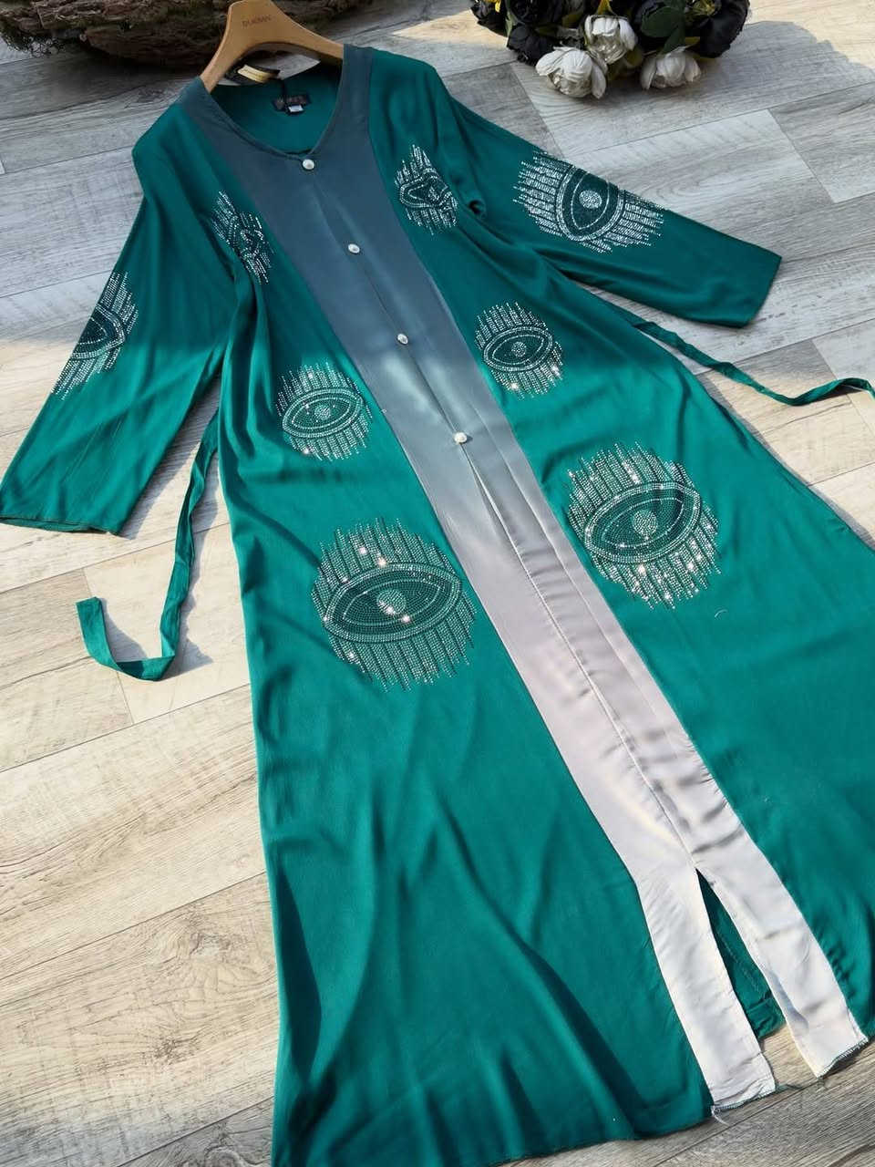 راحة تلبسينها… وأناقة تشوفينها
، قصّة واسعة مع ربط يحدد الخصر
اختيار مثالي للبيت ولمّات العائلة ❤️🌺🦋🐅
😌👗 كشمير مطاط تطعيم ستن🌸🐅
قياس 2xl_3xl_4xl_5xl
#سعــــــــــــر15
يوجد توصيل داخل المسيب الفين دينار 
يوجد توصيل محافظات


**إذا كنت صاحب هذا الإعلان وتريد حذفه لأي سبب، رجاءا أرسل رسالة إلى الدعم الفني**