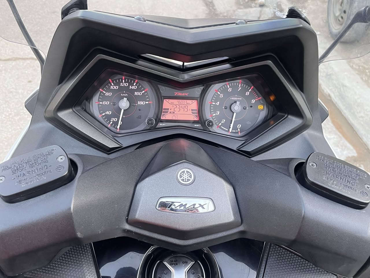 السلام عليكم ✍️
تي ماكس مديل 17
دراجه بصمه 
ماشيه 46
المكان الدوره 
رقمي ***********
