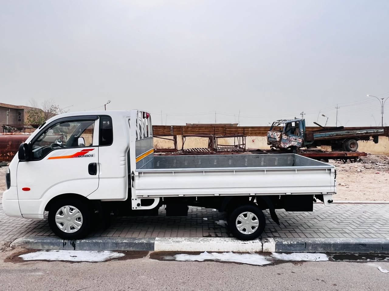 للبيع كيه مسكر مديل 19سياره جديده رقم بابل جديد السعر 135بيها مجال العنوان البصره ***********
