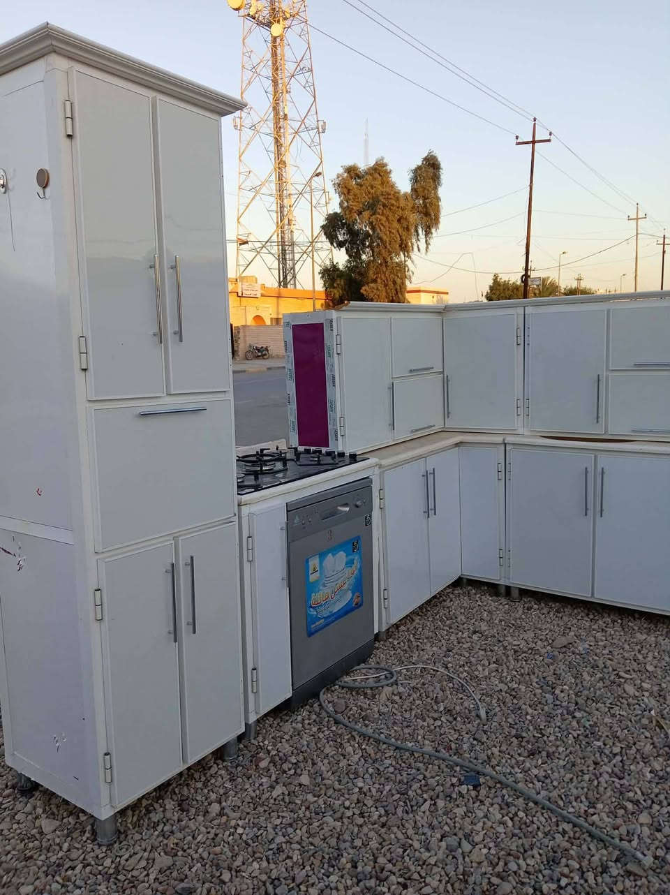 مطبخ كامل 6أمتار مع طباخ وغساله مواعين مجمع باسم الحجي 
شارع الدوائر
واسط/العزيزيه للبيع نضافه فول  مستخدم  استعمال قليل  اخو جديد  على بركه الله تم افتتاح موقع جديد  واسط عزيزيه شارع المحكمة مقابل الإطفاء ☆ الدفاع المدني☆ للاستفسار خاص او الاتصال***********
************يتوفر واتساب وتليكرام تعالو وبيكم خير ودللو اسعار مناسبه
