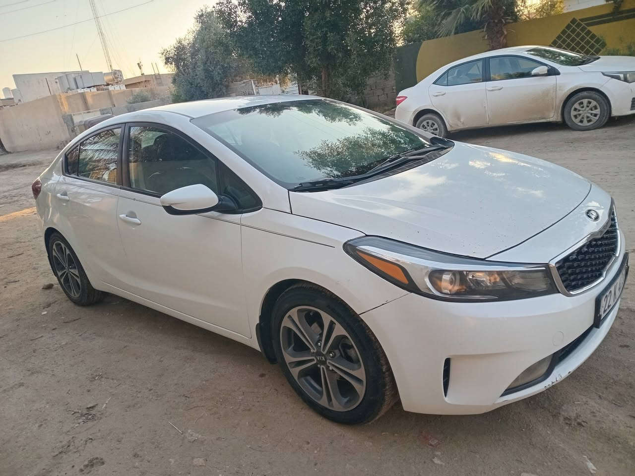 السلام عليكم كيا فورتي 2017 السيارة تخبل وتجي وشوف النضافه السيارة مال جناي رقم اربيل ضربتها دعاميه وبنيد بدون دواخل السعر 127 مكان السيارة بغداد ابو غريب الزيتون التواصل ***********
