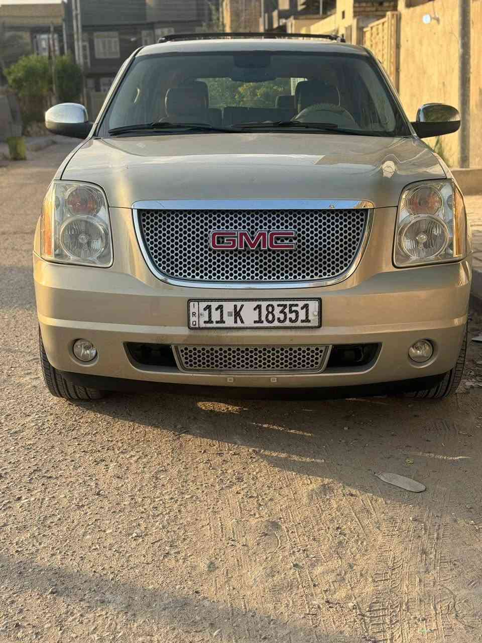 جمسي ٢٠١١
كفالة عامة مكينة گير حدادية تبريد كلها جديد مكينة ٥٣٠٠ رقم بغداد انگليزي باسمي ماشيه 189 
ناصرية مركز 
السعر 195
***********
