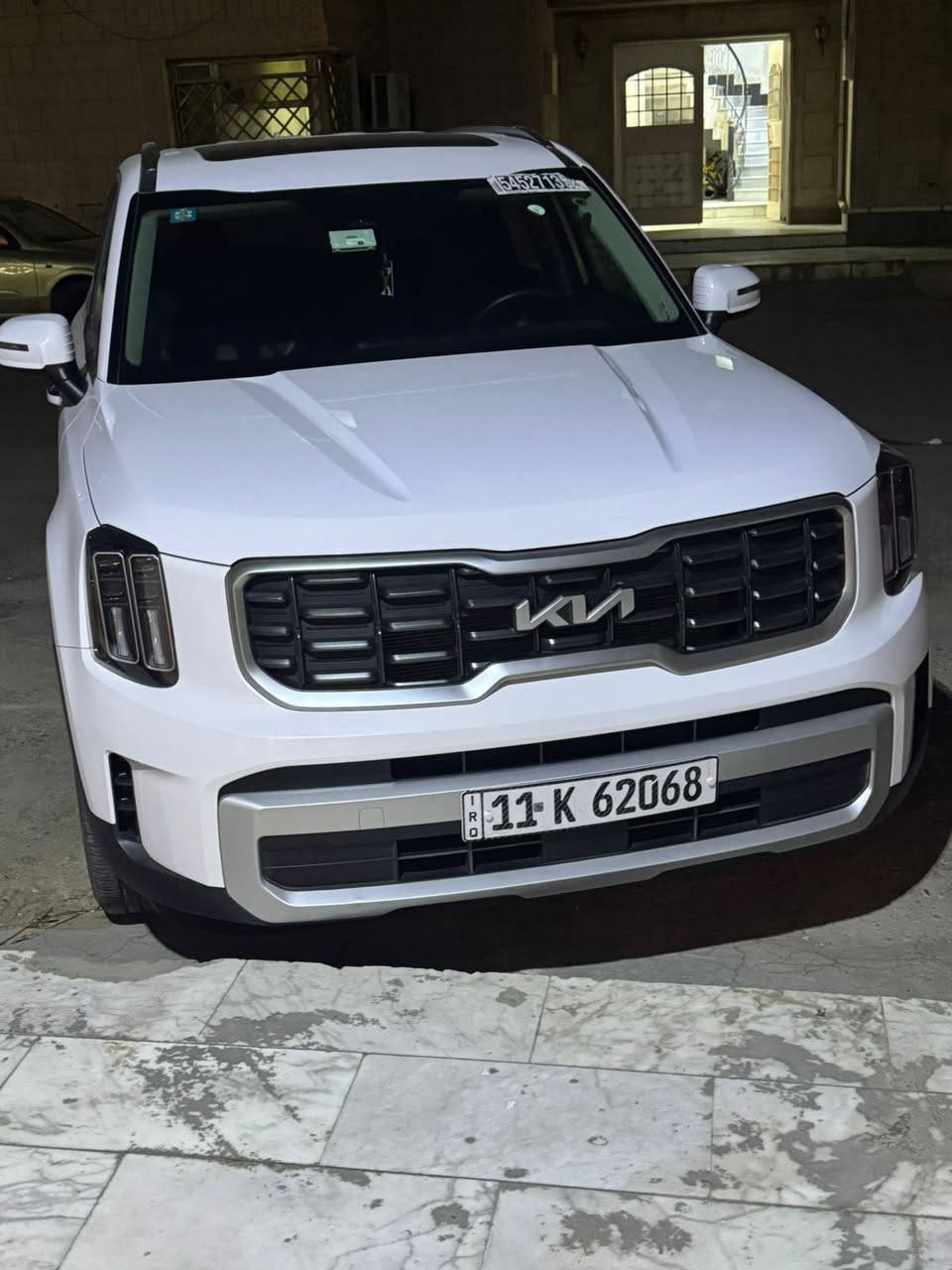 االسلام عليكم شباب تيلورايد 2025 وارد امريكي مكينه v6)3800)
سياره كتاب شهداء بعد سنه يلا تتحول تريد وكاله اني حاضر بأي وقت اني موجود 
اريد مراوس ب لاندكروز او تاهو 
موديل(2025)vib
فتحه سقف
عداد المسافه (33000الف)km
مواصفات 4X
شاشه متصل 
كشنات جلد منفصل 
هند بريك بصمه 
راداد امامي وخلفي وجانبي 
اوتو ستوب 
اوتو هولد 
اشاير بل مري 
كشنات تدفئه 
كراسي كلهن كهرباء 

 (الحادث)موجوده الصور باب فقط مبدل
مكان سياره بغداد يرموك
( رقم هاتف )***********
