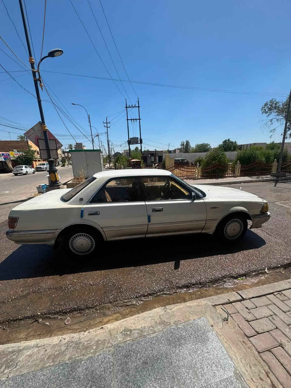 سلام عليكم هارتوب موديل89 بلاديه بدون ضربه رقم واسط تحويل ثاني يوم سونيه لل29 صدر امامي خلفي كله جديد تبريد شغال نقصهه بطانه السائق فقط سعر 35 وبيهه مجال للستفسار ***********
