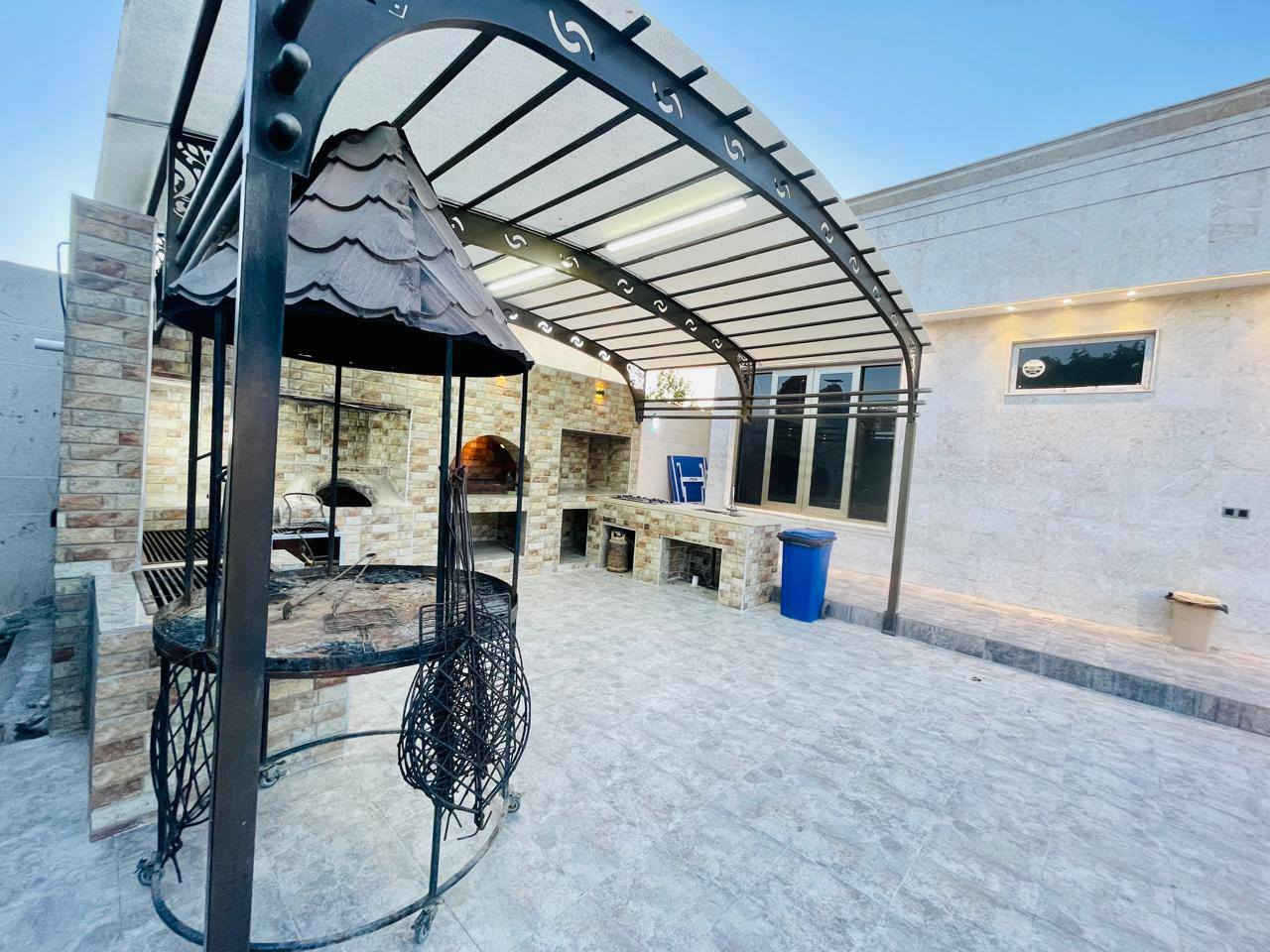 منتجع مزرعة بلد الإيجار اليومي

منتجع بلد الترفيهي … رفاهية وخصوصية في قلب الطبيعة 😍🌿منتجع بلد الترفيهي … رفاهية وخصوصية في قلب الطبيعة 😍🌿
نستقبل الجميع مناسبات 
هل تبحث عن مكان يمنحك الهدوء والخصوصية وقضاء أوقات لا تُنسى مع العائلة؟
منتجع  بلد الترفيهي  يفتح أبوابه ليمنحكم تجربة فاخرة تجمع بين الراحة، الترفيه، والطبيعة الساحرة.
🌿 رقم مزرعة 18 🌿 
احجز مزرعتك الآن وتمتع بخصوصية كاملة وأجواء مثالية للاسترخاء والمرح 🥰

مميزات منتجع بلد 🏡

• مساحة واسعة تبلغ 2500 متر مربع (دونم كامل) تمنحكم الراحة والحرية.
• كهرباء 24 ساعة مع مولدة تعمل بنظام التشغيل الأوتوماتيكي لضمان الخدمة دون انقطاع.
• مسبح خاص للأطفال ليعيشوا أجمل لحظات المرح. 👧👦
• مسبح للكبار بمساحة 14 × 8 متر لأجواء سباحة ممتعة. 🏊
• ألعاب ترفيهية للكبار مثل منضدة تنس الطاولة وفيشة. 🎮🏓
• صالة كبيرة مؤثثة ومكيفة + غرفة نوم مؤثثة ومكيفة.
• مطبخ متكامل على الطراز الإيطالي مجهز بكافة المستلزمات. 🍽️
• إنترنت 4G متوفر طوال الوقت.
• جلسات خارجية فاخرة جداً وسط الطبيعة.
• حدائق جميلة للتصوير تضم نباتات نادرة وطيوراً مميزة تضيف لمسة ساحرة. 📸🌺
• مكان مخصص للشواء مجهز بالكامل لكل احتياجاتكم. 🔥🍖
• كراسي مسبح فاخرة للاسترخاء والاستمتاع بالأجواء.
• مجموعة صحيات داخلية وخارجية متكاملة.
• سماعات دي جي داخلية لأجواء مليئة بالمرح. 🎵
• تعقيم كامل للمنتجع بعد كل استخدام حفاظاً على سلامتكم.

⭕️ علماً أن المنتجع حديث الإنشاء ومصمم وفق الطراز المعماري العصري ليمنحكم أعلى درجات الراحة والرفاهية.

احجز… اسبح… اشوِ… واصنع أجمل الذكريات مع عائلتك في أجواء صيفية رائعة داخل منتجع بلد الترفيهي ☀️🏊🔥

📍 العنوان: صلاح الدين – قضاء بلد

📞 للحجز والاستفسار:
*********** 📞 

📲 واتساب:☎️ 
*********** 

منتجع بلد الترفيهي… منتجع العائلة العراقية ❤️🌿

#مزارع_للايجار #اليومي #بلد #بغداد #سامراء #ديالى
#شاليهات #منتجعات #مزارع #السياحة #الترفيهي
