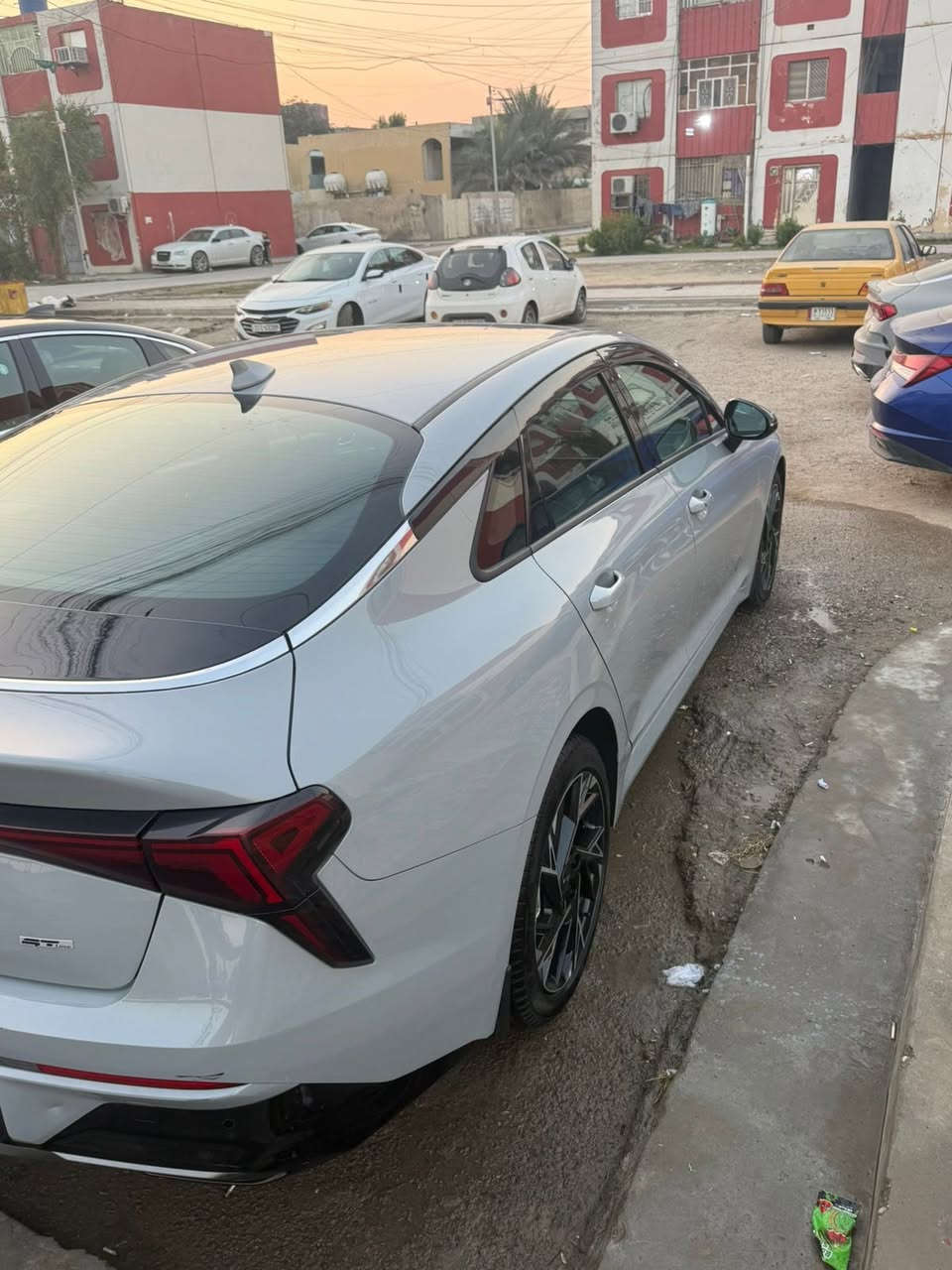 السلام عليكم كيا كي٥ للبيع جي تي لاين

لون سمنتي

الموديل ٢٠٢٥ 

السيارة وارد امريكي 

 المواصفات :

1- بصمة عدد ٢+ تشغيل عن بعد  

٢- شاشة 

٣-كشن السائق كهرباء 

٤- لد امامي + خلفي  

٥-حساس امامي + خلفي 

٦-اشاير بالمري  

٧-ترحيب عند الاقتراب 

٨- مانع انزلاق 

٩- سايد بريك الكتروني مع الاوتو هولد 

١٠ الاضوية الداخلي كلها لد 

١١- سيارة كشنات جلد مع التدفئة 

١٢- سيارة ماشية ٨ الف ميل  

سيارة جديدة بمعنى الكلمة حتى الارضيات ممفتوحات مالتها مال الشركة  nim حتى الاسبير منازل السيارة رقم بغداد باسمي تحويل ثاني يوم  

ملاحظة السيارة اني مستوردها بيها بارد بالبنيد كد 3 اصابع فقط هذا بارد   

 

السعر ٢٥،٠٠٠  الف دولار وبيها مجال 

عنوان : بغداد  

للاستفسار :

***********
