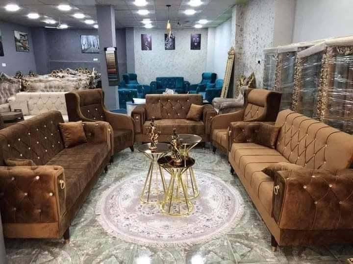 تخم 10مقعد 500 
9مقعد ب 475 
8 مقعد 450 
  7  مقعد 425 
6 مقعد ب 400 
  5 مقعد قنفه ثلاثيه وكراسي عدد2   375 
  5 مقعد ثلاثيه وثنائيه 350  الف

مواصفات الخشب
الظهر /چام روسي 
المقعد /بلوك اسود 
الصدر /خشب مضغوط
الاسفنج / مميز 8سم 
القماش / قديفه
الرجل / حديد
واذا اختار الزبون (كتان) او (وتر بروف)
يصعد (25)
توصيل بغداد مجاني 
اطراف 15
محافظات حسب البعد
معمل 4


**إذا كنت صاحب هذا الإعلان وتريد حذفه لأي سبب، رجاءا أرسل رسالة إلى الدعم الفني**