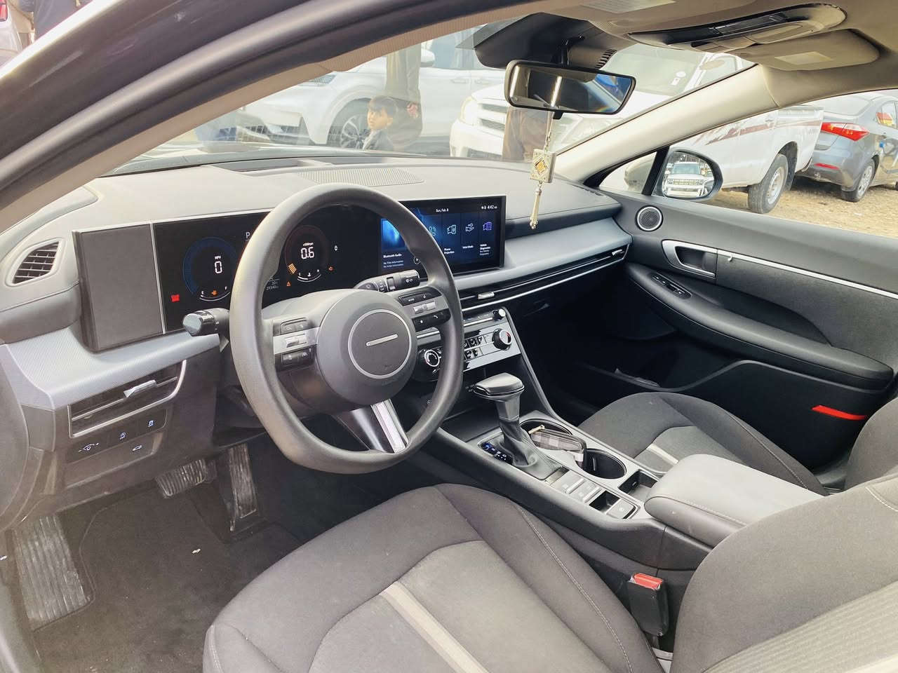 #يالله هـونداي سوناتا موديل 2025 دخول 
جديد مرقم مثني شهداء وكآله عامه بسم 
المشتري مباشر سونار موجود بالمنشور 
مكفوله من الصبغ والفتح والتبديل بارد 
طرف الجاملغ الامامي موصفات بصمه 
ويل كروم شاشه منتصل رادار امامي جانبي 
مكينه 2500 وباقي الموصفات وأضحه 
الـسعر 185$ مـوجوده المثني الرميثيه 
تـفاصيل واتـساب (***********)
