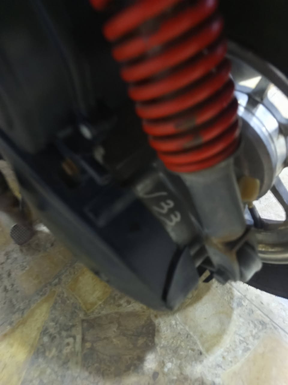 سلام عليكم ماكس عدله للبيع او المراوس
الفاصيل /

لايت 

سلف 

هندر 

سكنات امامي خلفي 

الدراجه مامفتوحه بوشه49بلاد
محرك ناعم كلش 
تاخذها الكبر مصلح اذا كلك مفتوحه ترجع 

السعر 850وبيها مجال صارهلها 4اشهر من طلعت من الرمبه

الرقم *********** +متواجد خاص
