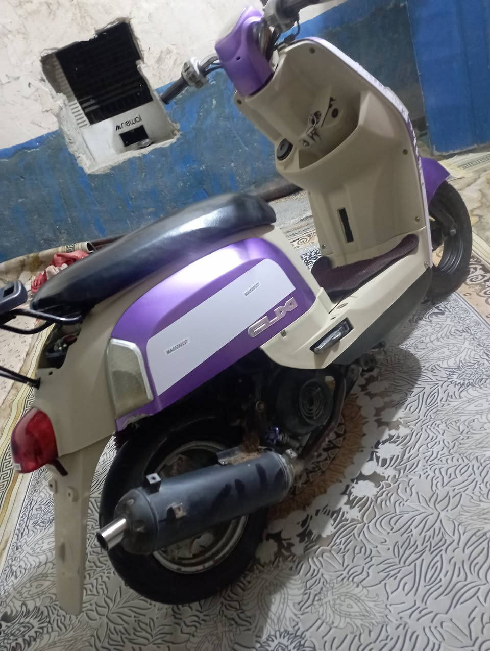 سلام عليكم بوليس للبيع او مراوس دراجه نكره سلف بكل وقت عوزه ترتيبات بوشه 55 وشلعه فول مكان نجف شارع لمطار القديم رقم ***********
