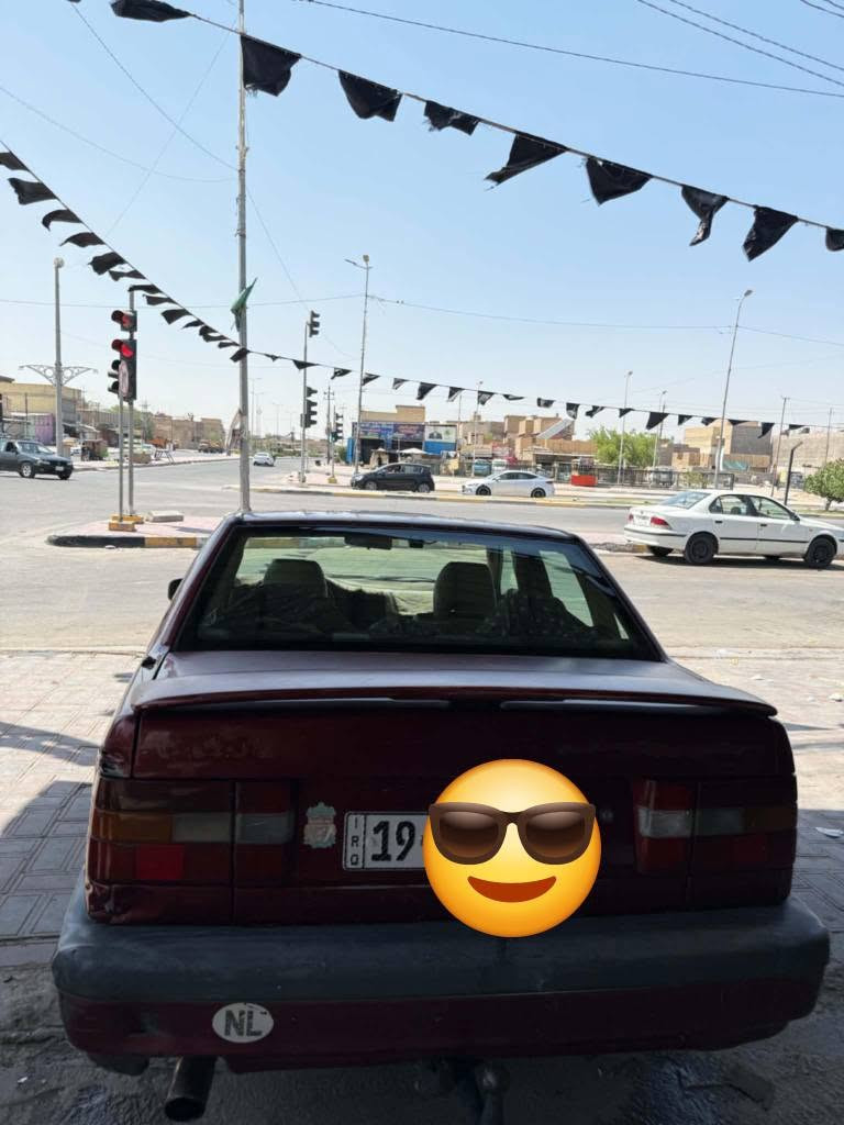 سلام عليكم 
فالفو موديل ٩٤ حجم ٨٥٠
سياره حلوه  تعال كلب وشوف بعينك 
سعر ٣٨ ورقه وبيها مجال قليل 
مداور ثاني يوم السياره بسمي ورقمها كربله 
هزه جديده رقم دولي 
*********** كربلاء, العراق
