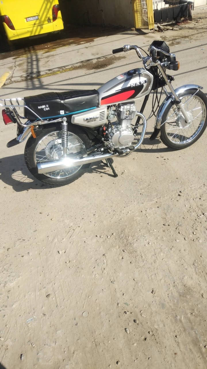 السلام عليكم دراجه لبيع نامه مديل 24 الدراجه نضيفه مكفوله من كلشي خاص ما ارد اتصال
***********
