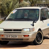 ميتسوبيشي 1994 • محرك ٢٠٠٠ • ٧ راكب
