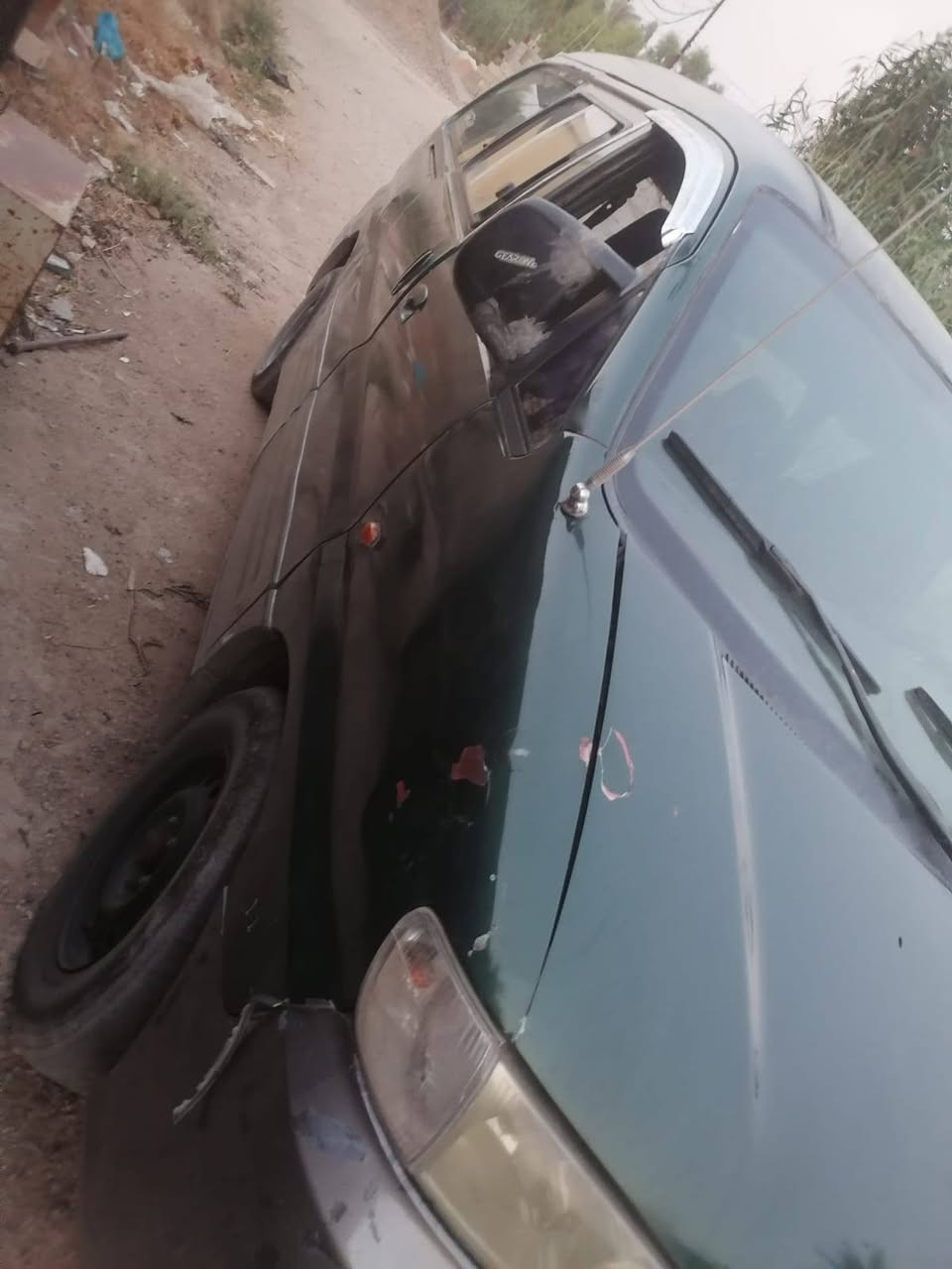 سياره موديل 2000 بس مو انا سياره جاهزه خيط بخار بيها سعر 25 وبيها مجال ***********
